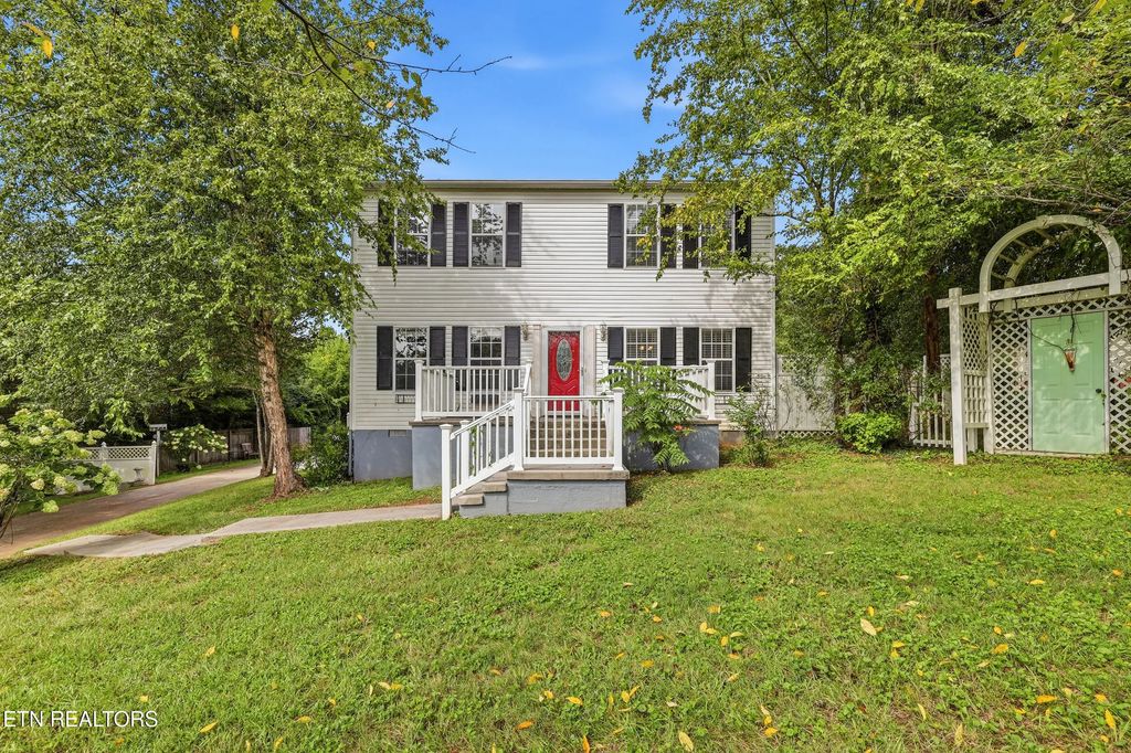 5209 Montrose Rd, Knoxville