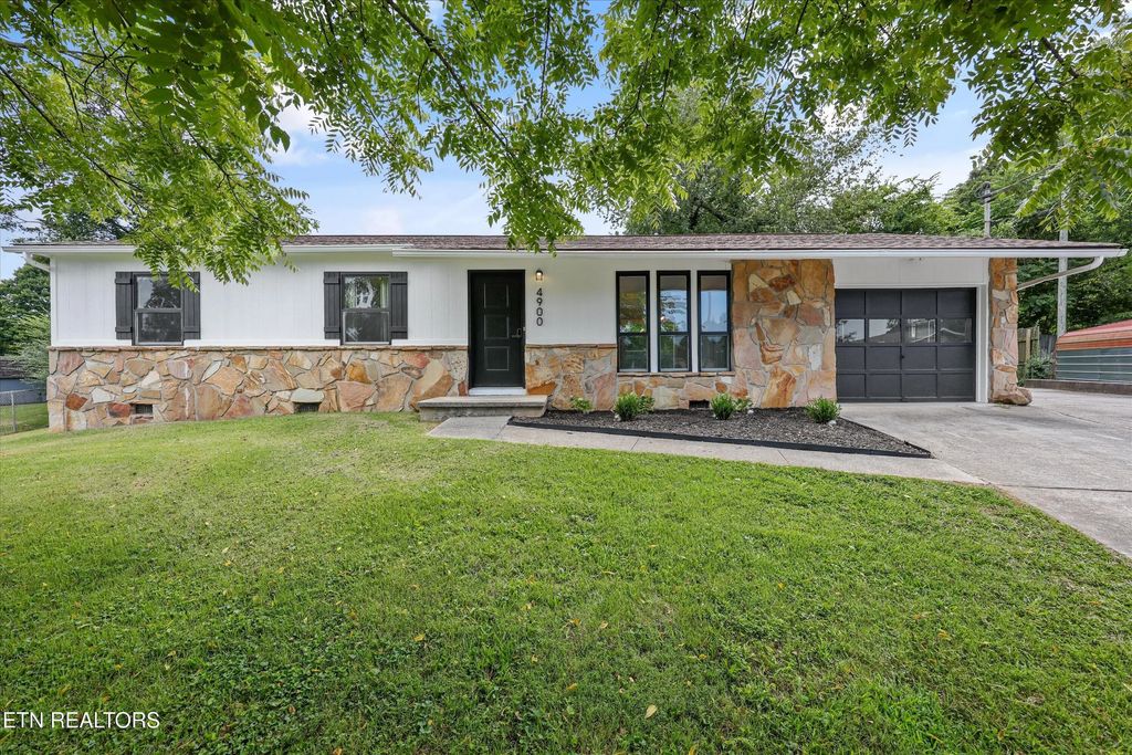 4900 Lancer Drive, Knoxville