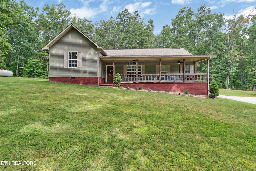 552 Robs Rd, Grimsley