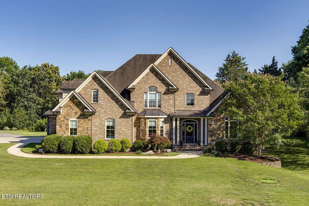 1040 Smith Valley Rd, Lenoir City