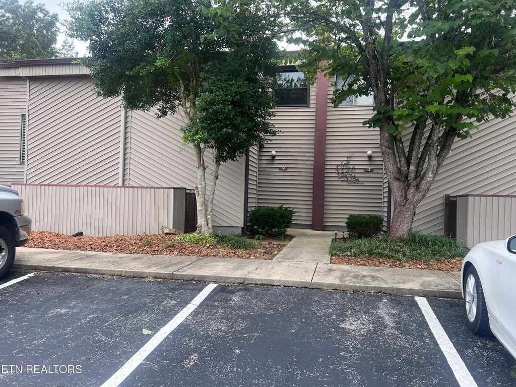 36 Lakeshore Terrace 14, Crossville