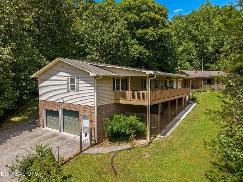 340/342 Bank St, Tellico Plains