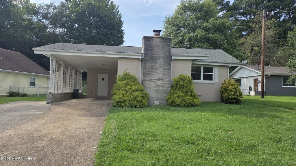 124 S Purdue Ave, Oak Ridge