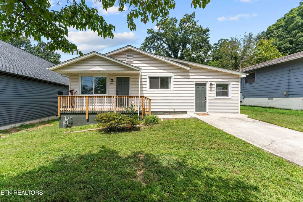 2705 Spencer St, Knoxville
