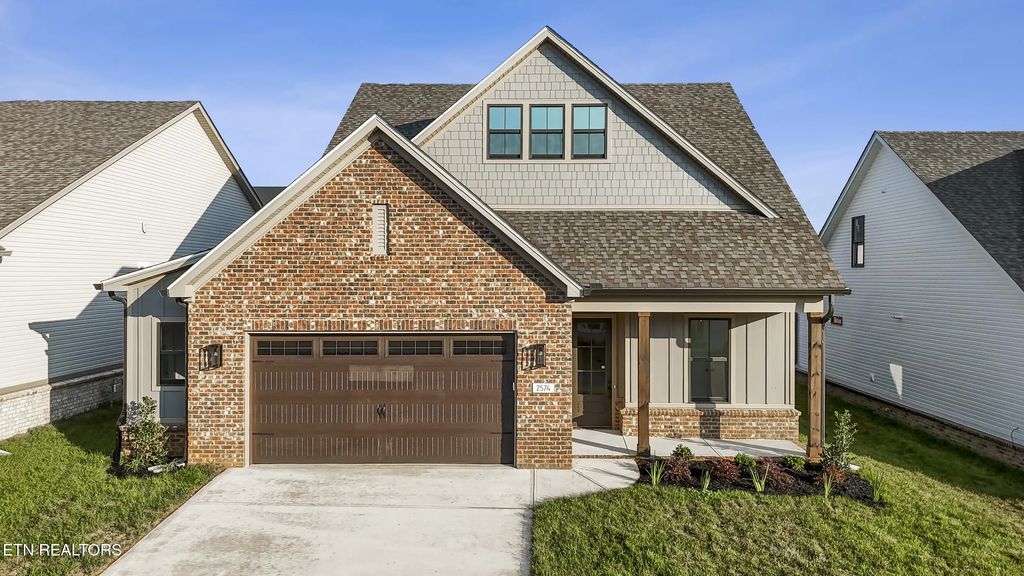 2574 Marshall Pass Rd, Knoxville