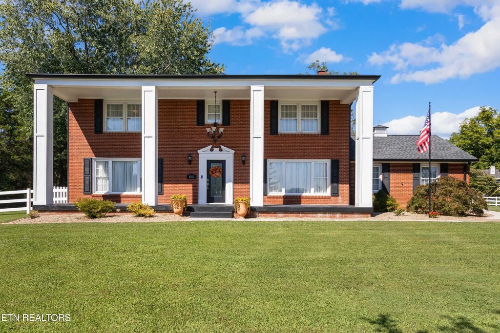 1351 Grand Colony Lane, Powell