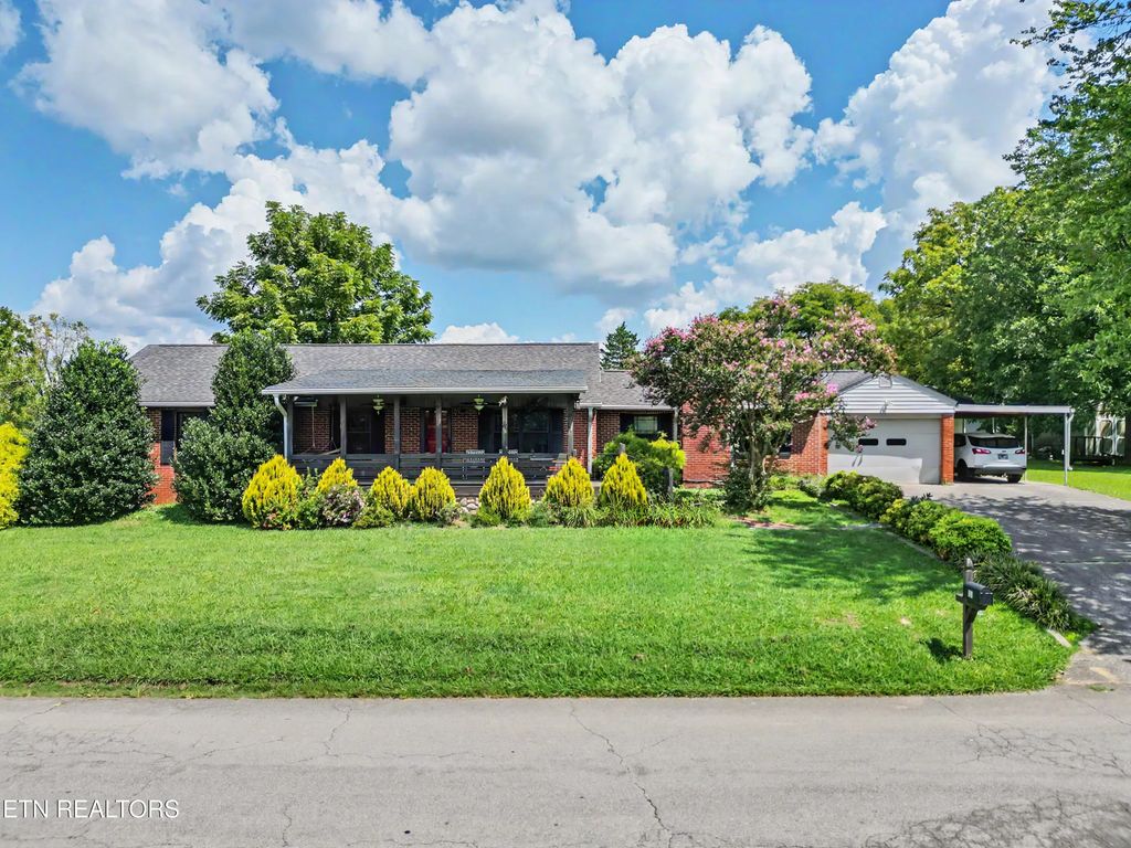 134 Hodges Lane, Maryville