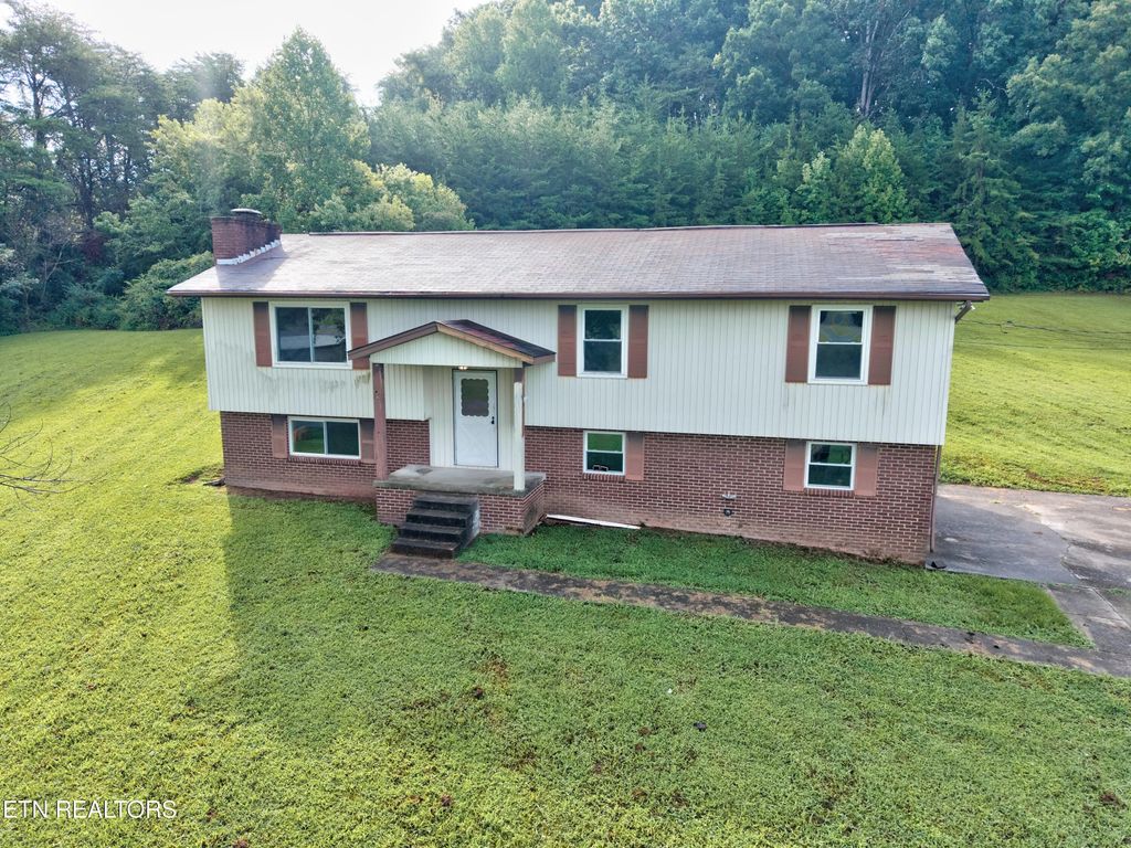 572 S Union Grove Rd, Friendsville