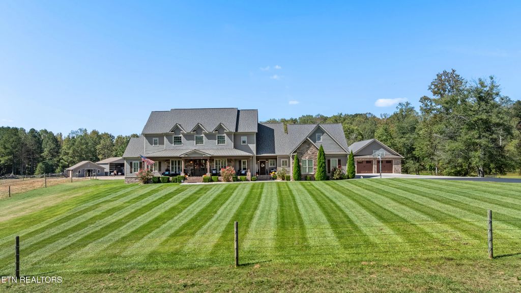7475 Pine Grove Providence Rd, Loudon