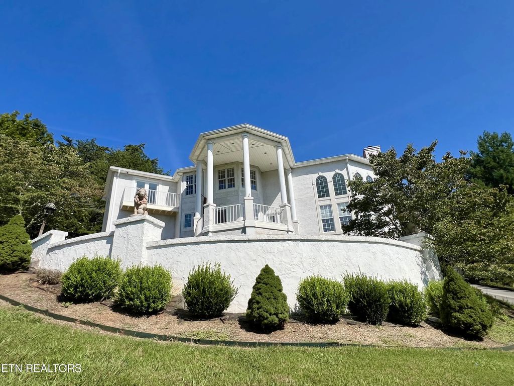 3354 Bentwood Drive, Kodak