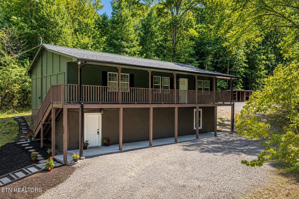 698 Mount Olive Rd, Andersonville