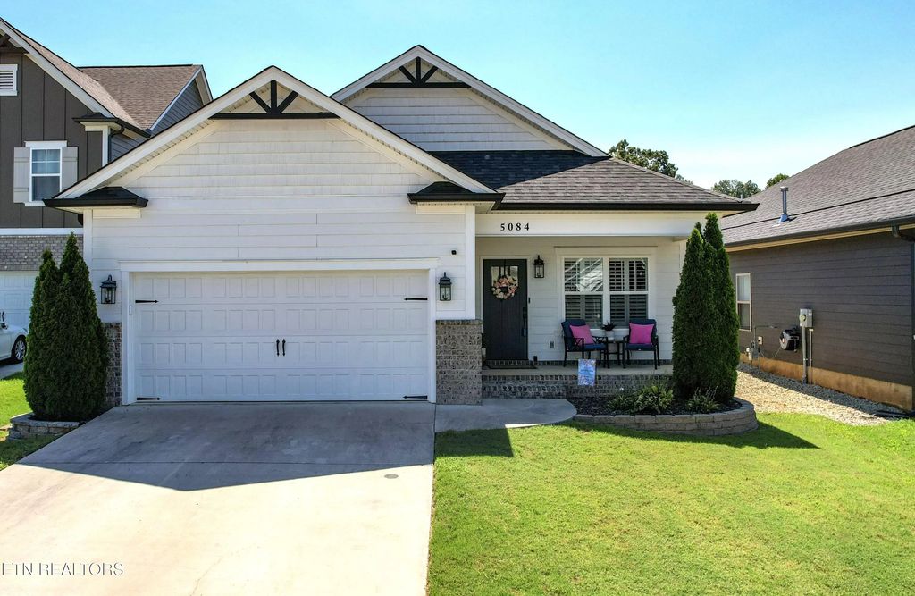 5084 Shelterwood Drive, Cleveland