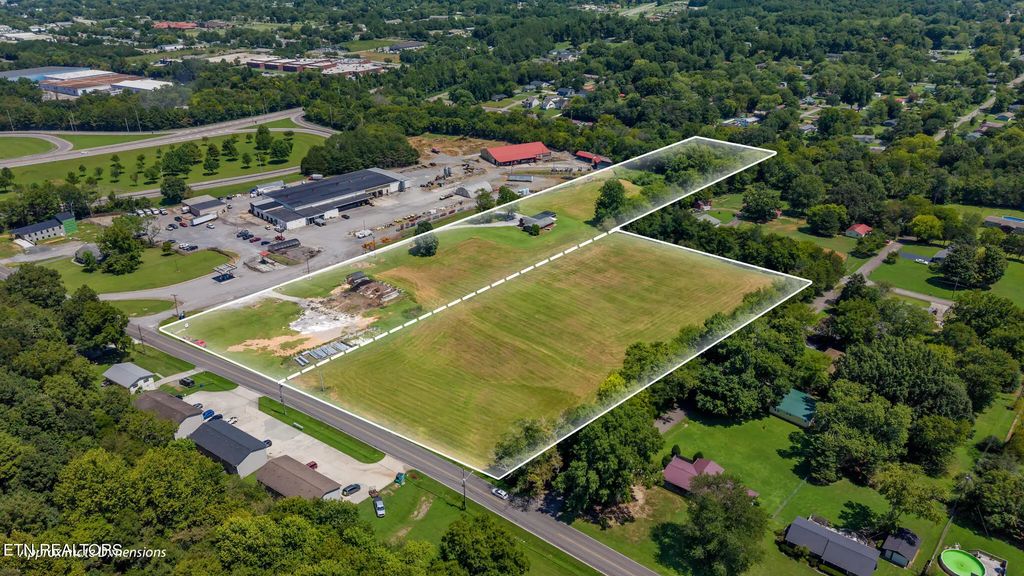 2701 Blue Springs Rd, Cleveland