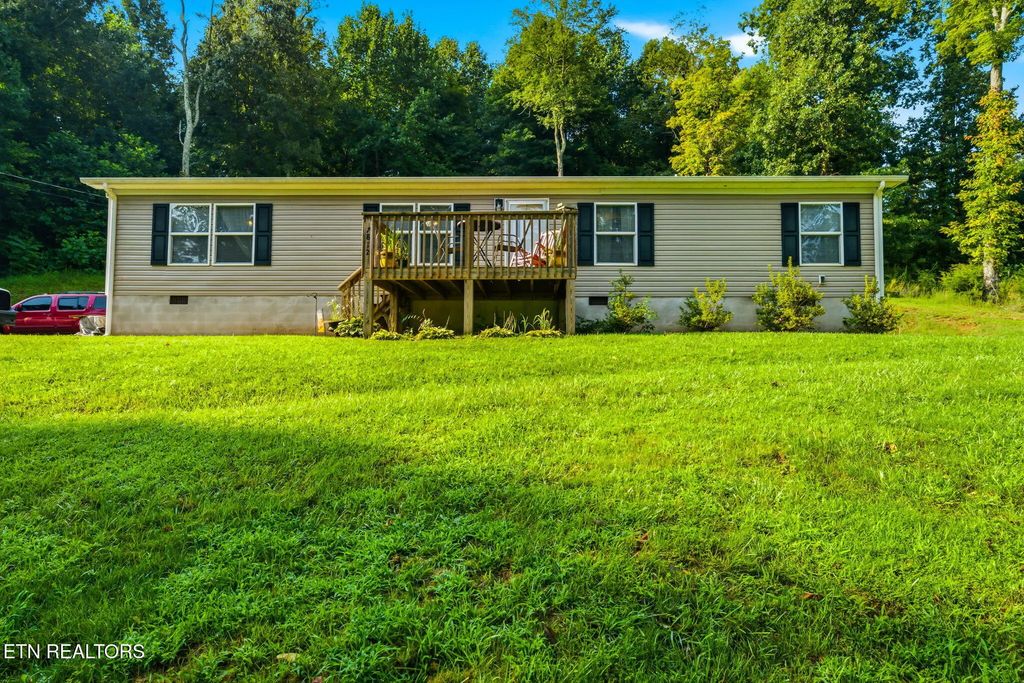7812 Stagecoach Rd, Whitesburg