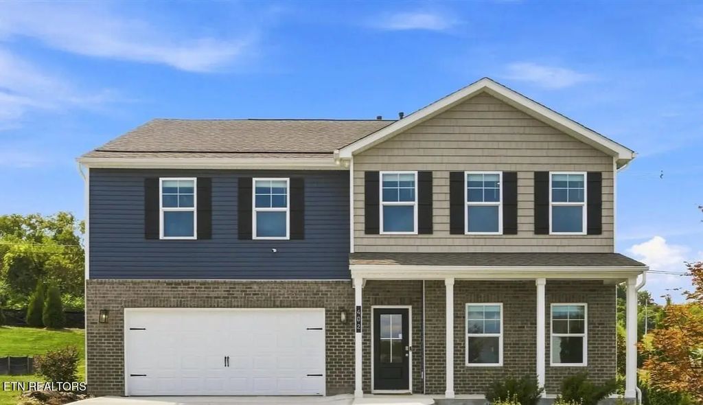 402 Villages At Hinds Creek Ln, Clinton