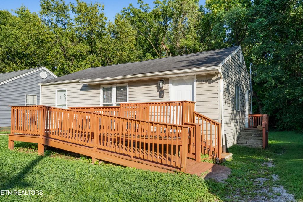 2640 Wilson Ave, Knoxville