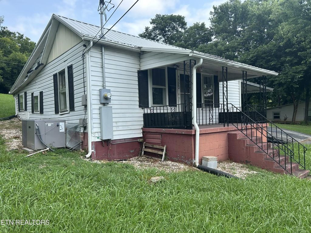1123 E 4th North St, Morristown
