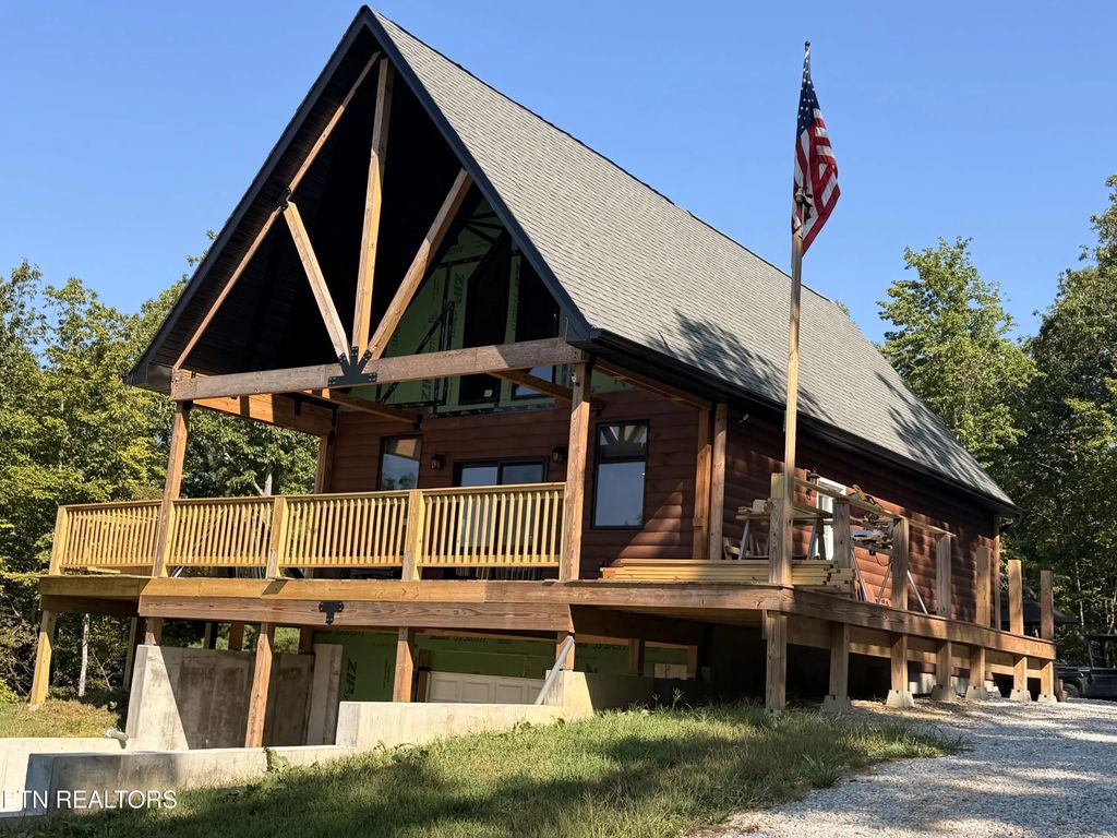386 Higby Pvt Rd, Robbins