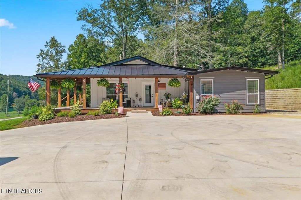 486 Steer Creek Road, Tellico Plains