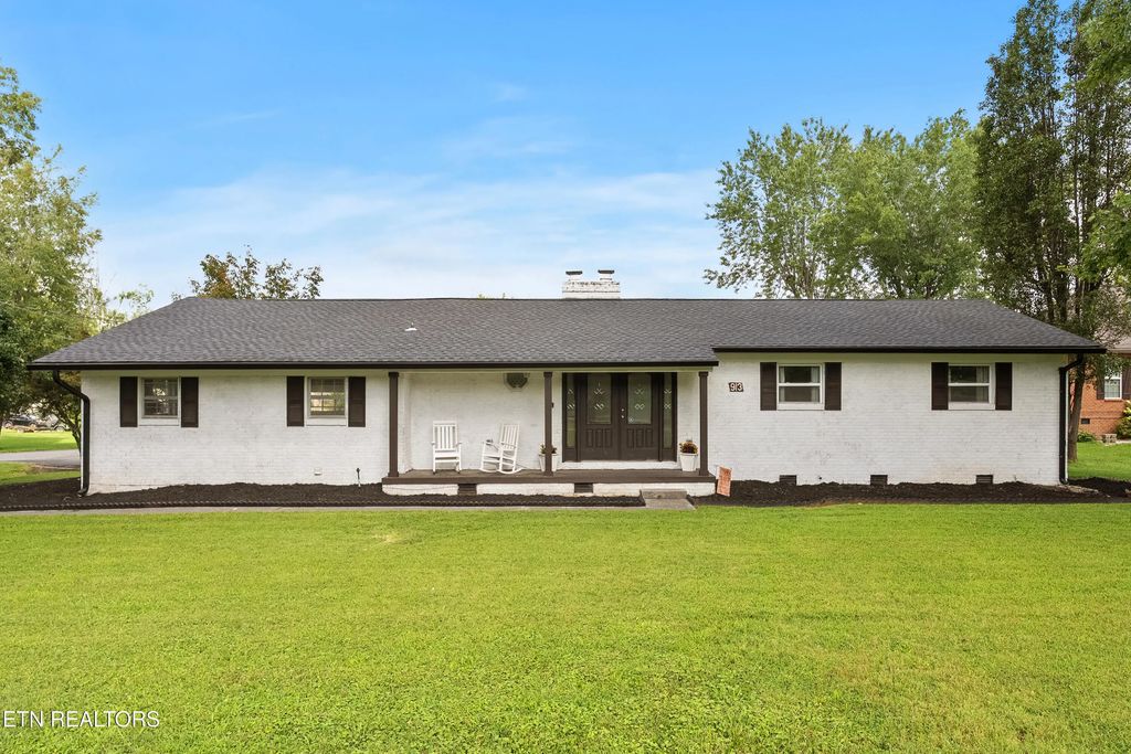 913 W Beaver Creek Drive, Powell