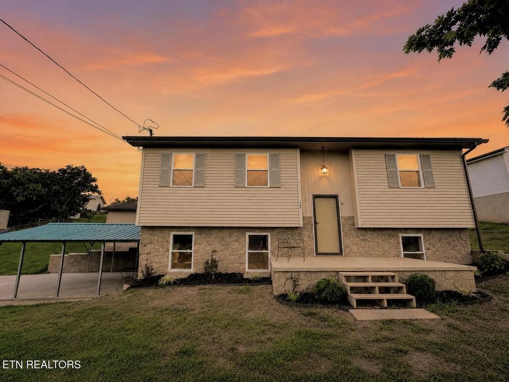 146 Silver Cloud Circle, Newport