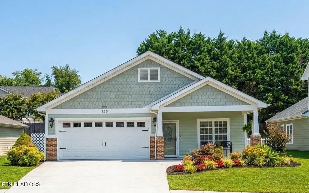 125 Mcneilly Circle, Maryville