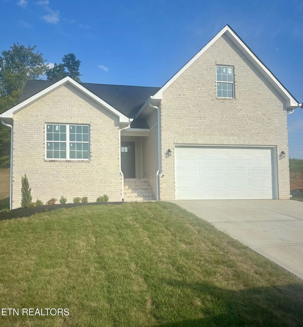 493 Eastland Park Drive 120, Blaine