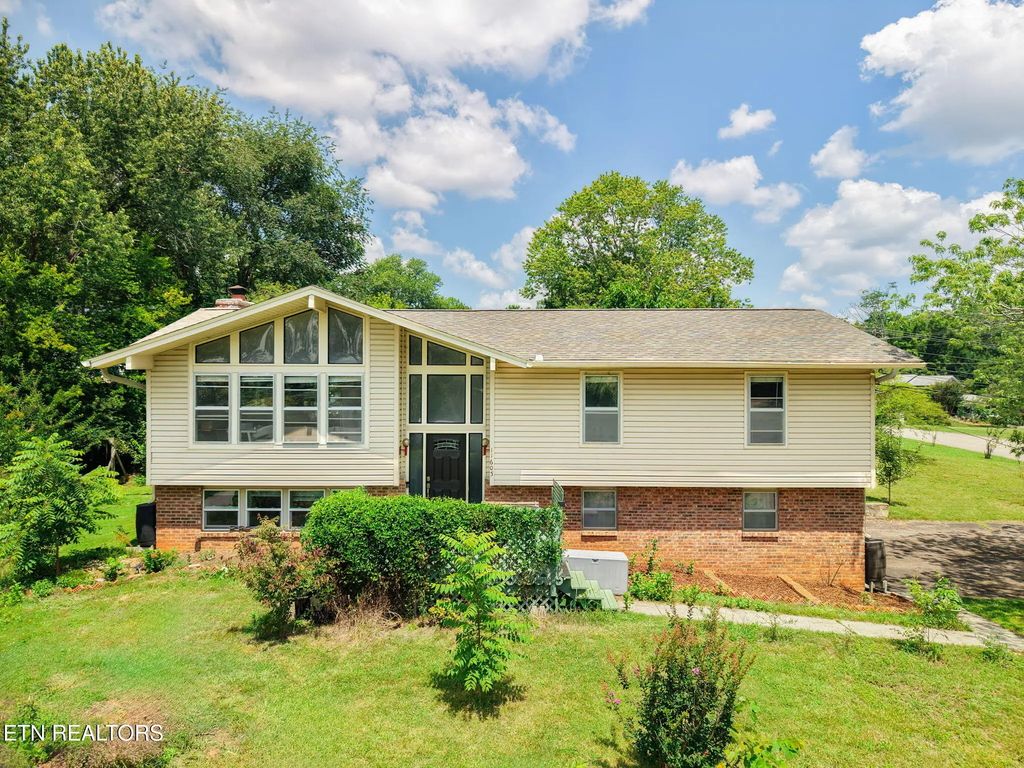 11605 Foxford Drive, Knoxville