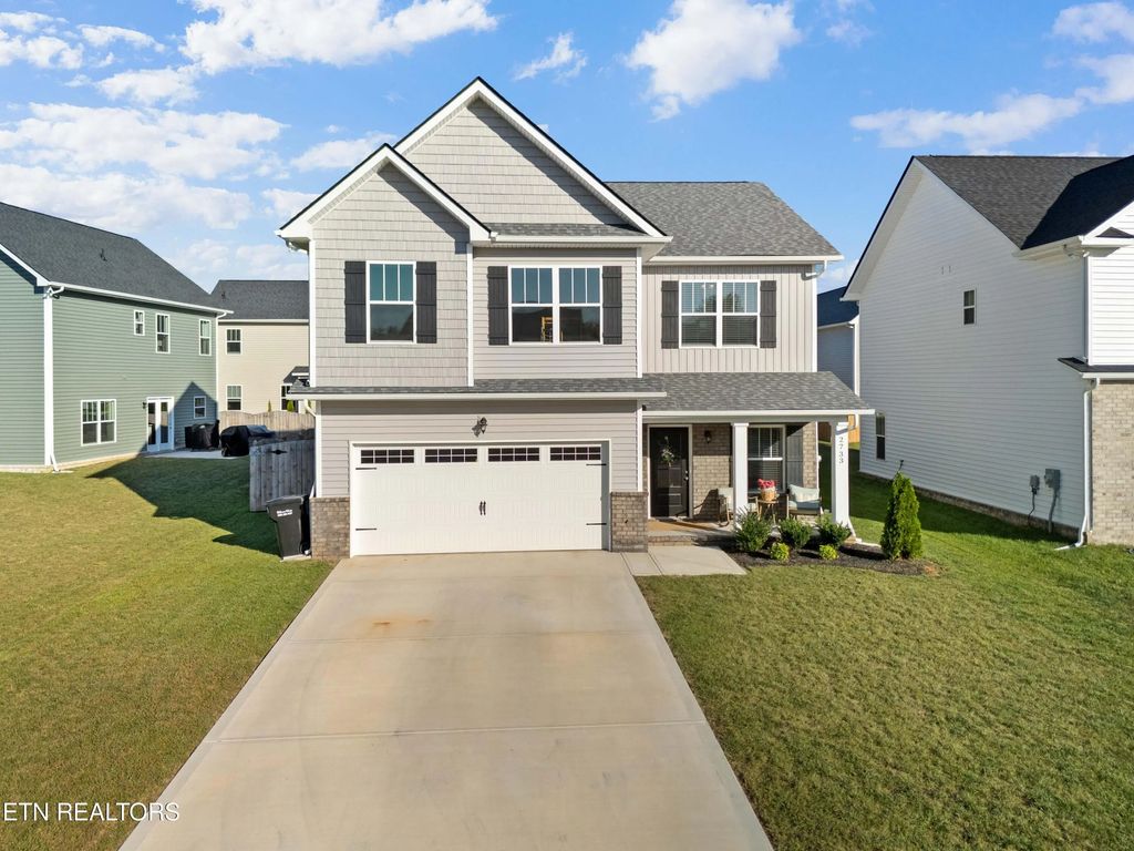 2733 Farmhouse Drive, Maryville