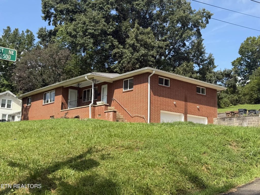 3509 Garden Drive, Knoxville