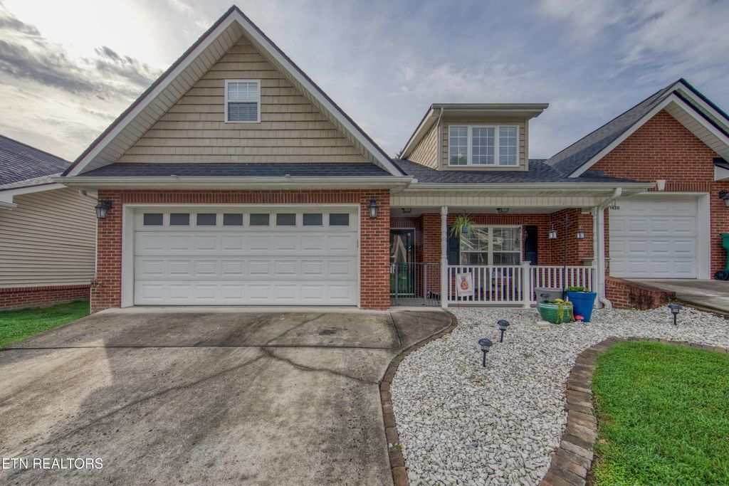 1418 Hazelgreen Way, Knoxville