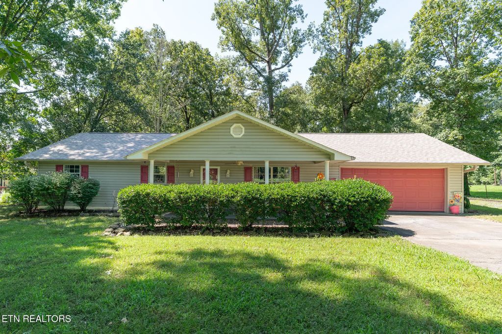 945 Circle Drive, Seymour