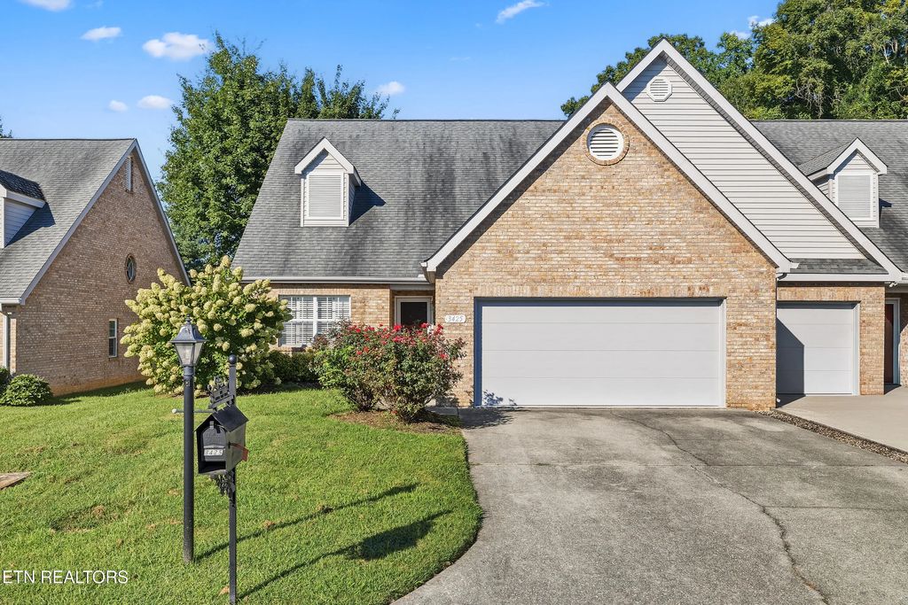 3425 Laurel View Rd, Knoxville