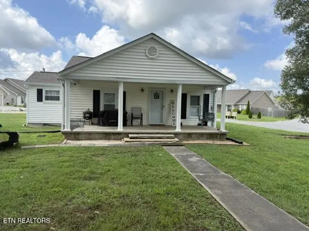 2105 Farris Rd, Maryville