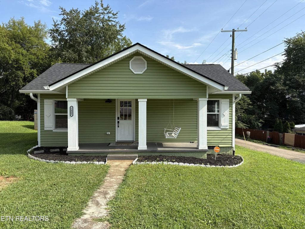 2400 Brown Ave, Knoxville