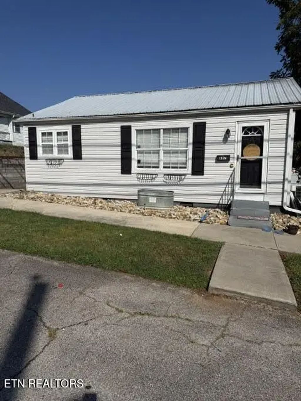 107 Trenton St, Harriman