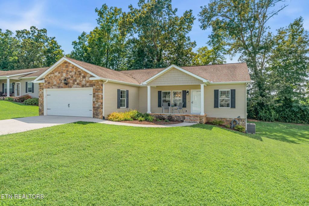660 Alexis Lane, Lenoir City