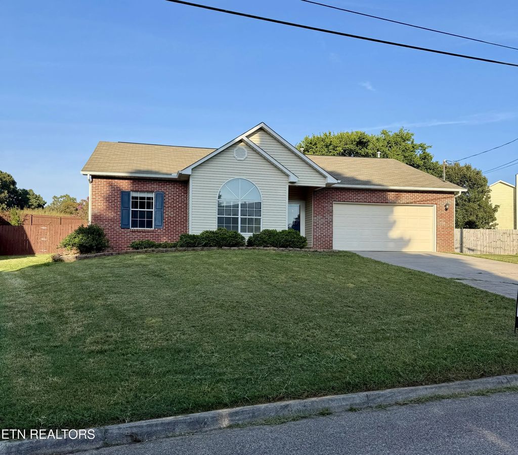 1624 Poplar Hill Rd, Knoxville