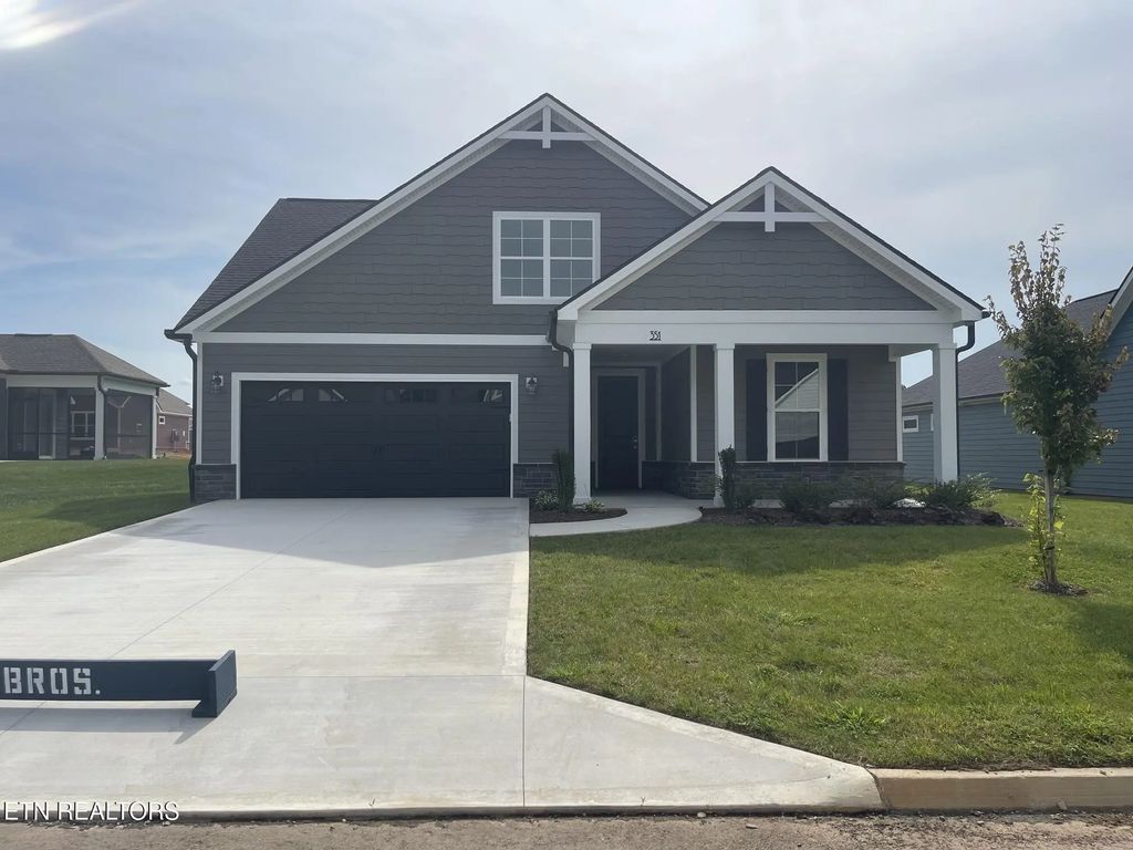 351 Trillium Tr, Lenoir City