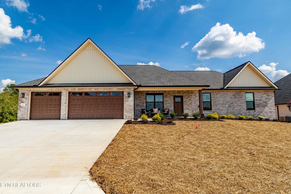 111 Burrstone Way, Maryville