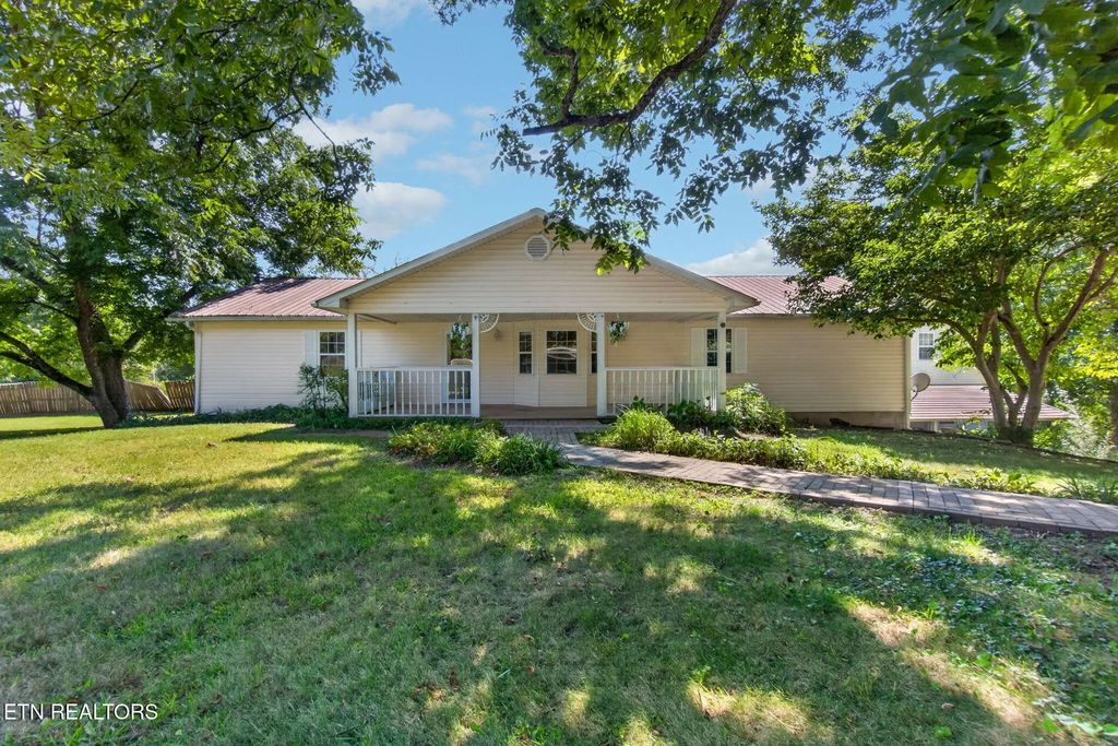 2460 Pickett Park Hwy, Jamestown