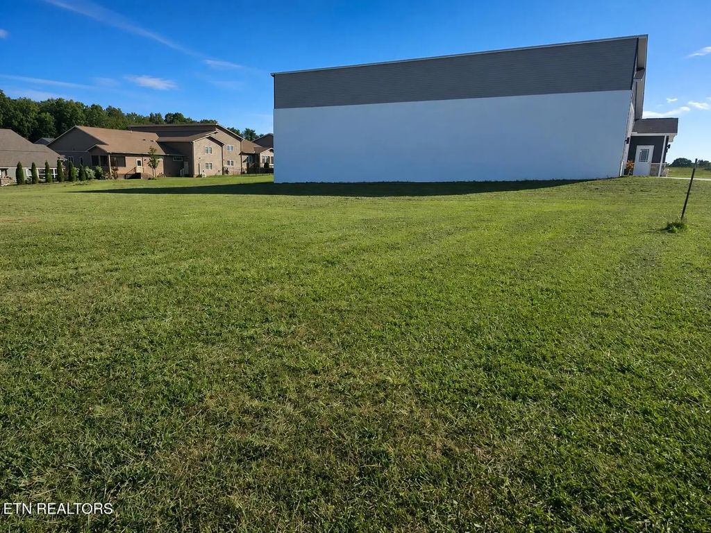20 Juniper Lane, Crossville