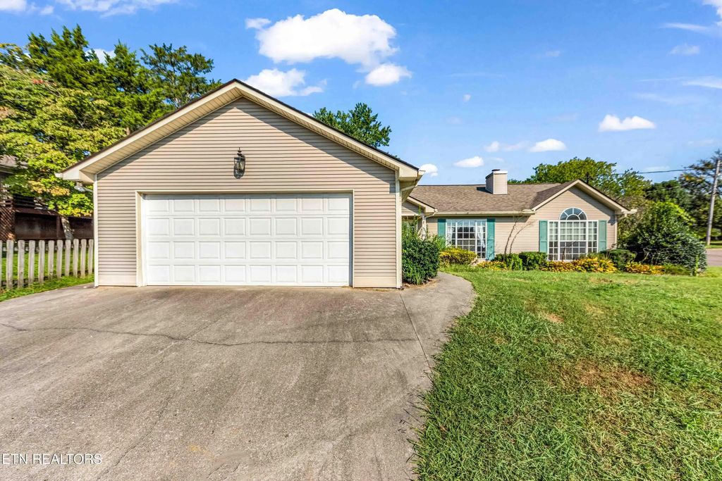5817 Shelley Drive, Knoxville