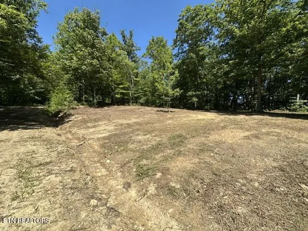 Lot 103 Doe's Crossing, Middlesboro
