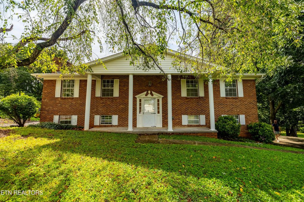 3073 Marvin Circle, Maryville