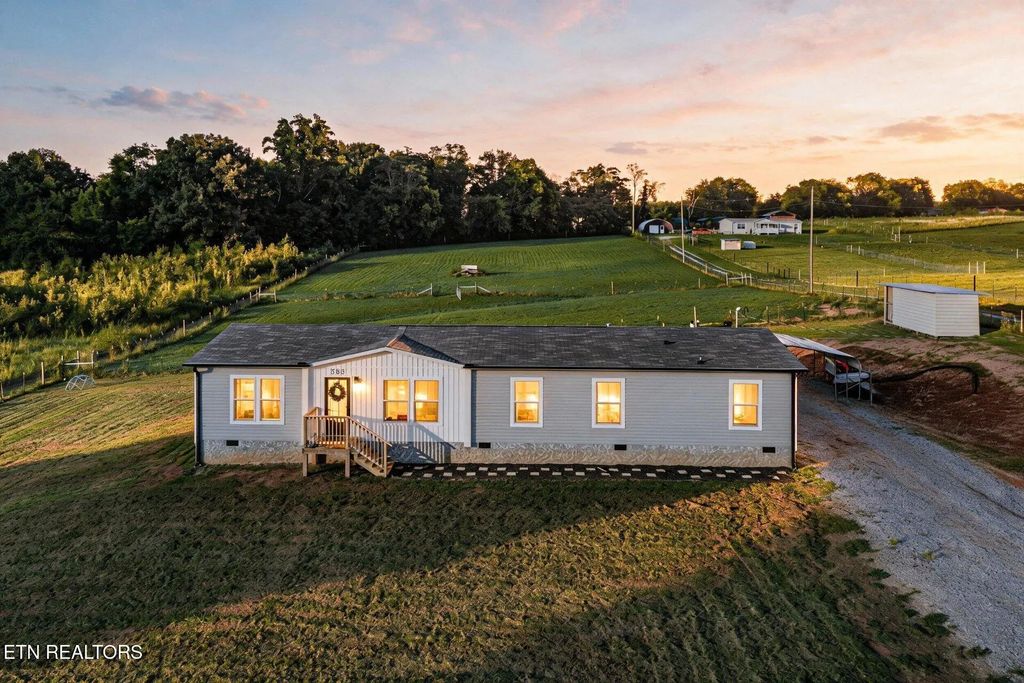 583 Randolph Fridley Rd, Sweetwater