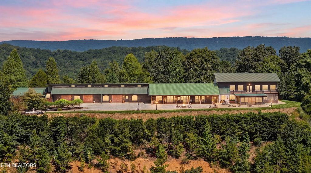 229 Bowers Rd, Harriman