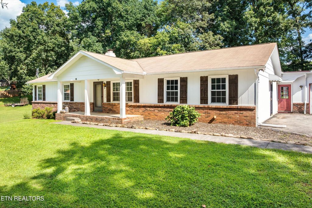 2140 Mark Lane, Maryville