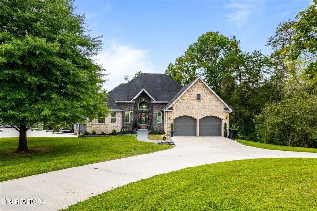 112 Bluff Trace, Jacksboro