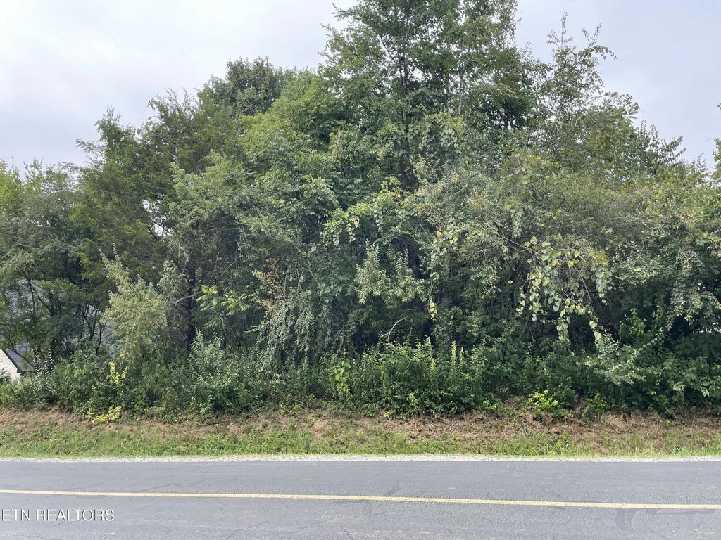 273 Ootsima Way, Loudon